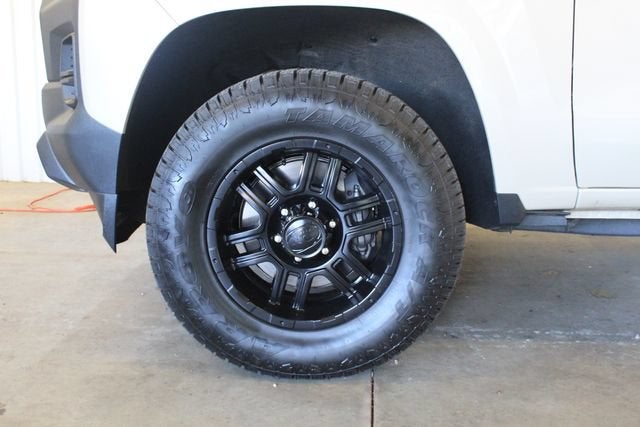 2023 Chevrolet Colorado WT