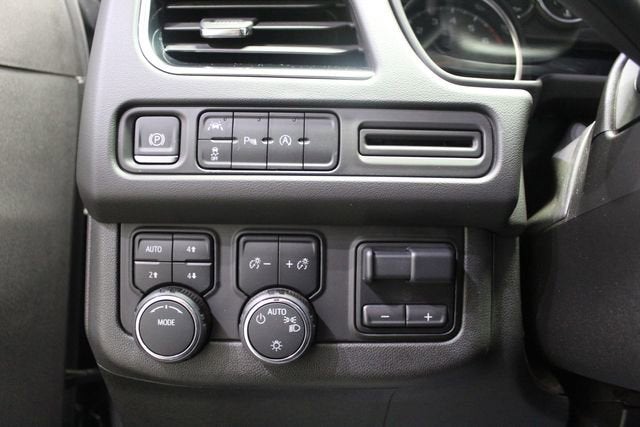2024 Chevrolet Suburban LS
