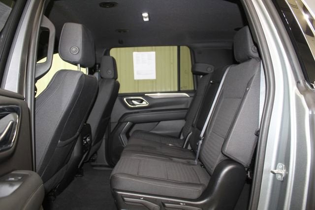 2024 Chevrolet Suburban LS