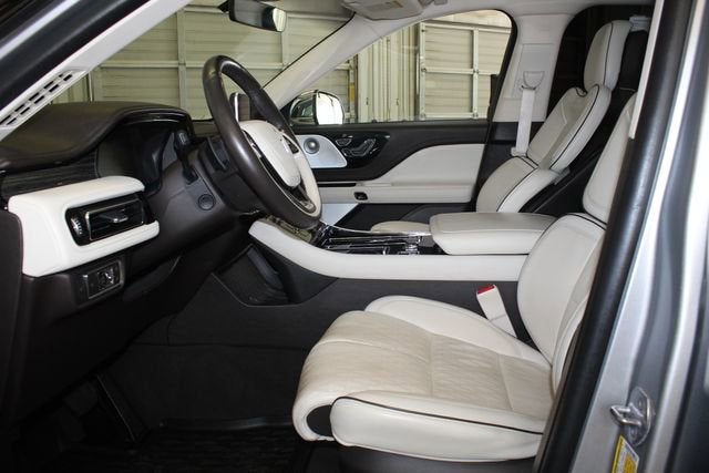 2022 Lincoln Aviator Black Label