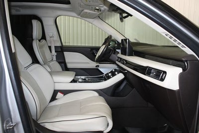 2022 Lincoln Aviator Black Label