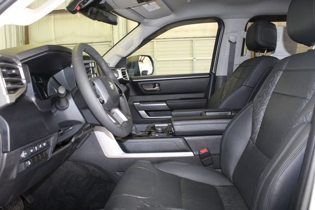 2024 Toyota Tundra 4WD SR5