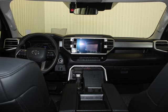 2024 Toyota Tundra 4WD SR5