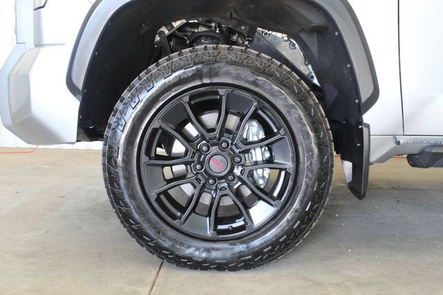 2024 Toyota Tundra 4WD SR5