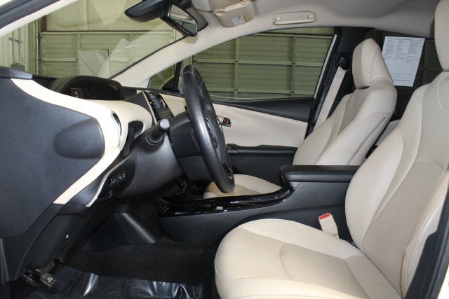 2019 Toyota Prius L Eco