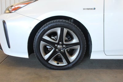 2019 Toyota Prius L Eco