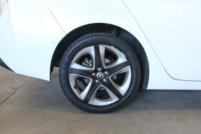 2019 Toyota Prius L Eco