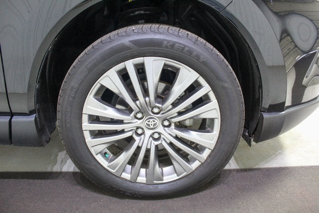 2021 Toyota Venza LE