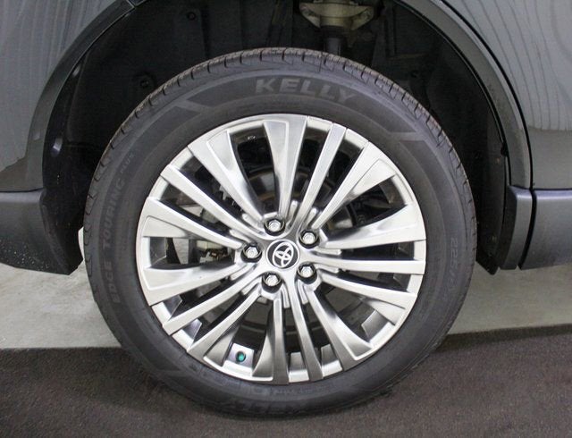 2021 Toyota Venza LE