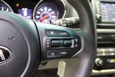 2021 Kia Sedona LX