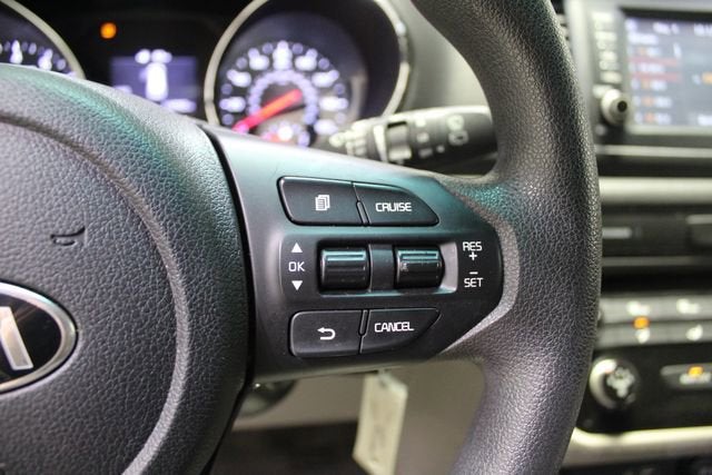 2021 Kia Sedona LX